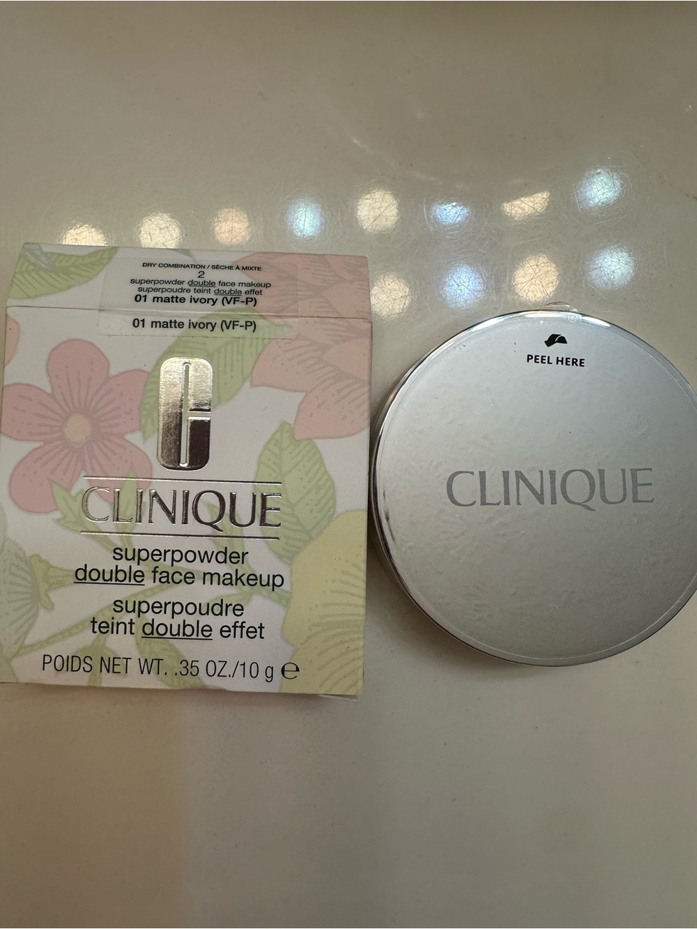 Clinique Superpowder Double Face Makeup Ivory